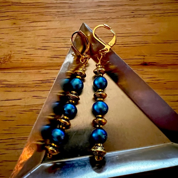 Handmade earrings - Picture 1 of 2